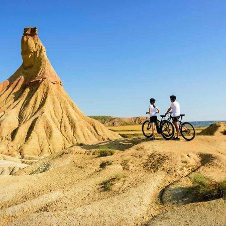 Casa Bardena Negra, Comodo Alojamiento Para Visitar Las Bardenas Y Sendaviva Fustinana Buitenkant foto
